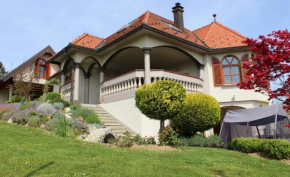 Villa Lotus